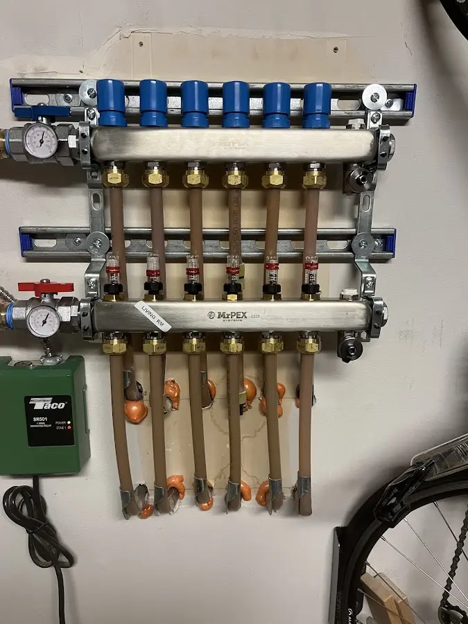 Plumber performing Leak Detection at a residential property in Indianola